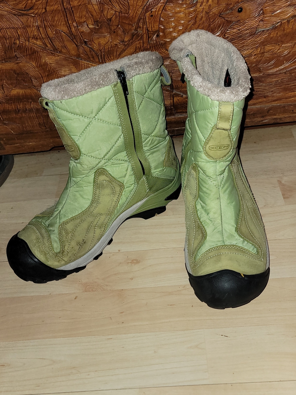 KEEN Women’s Light Green Insulated Winter Boots
